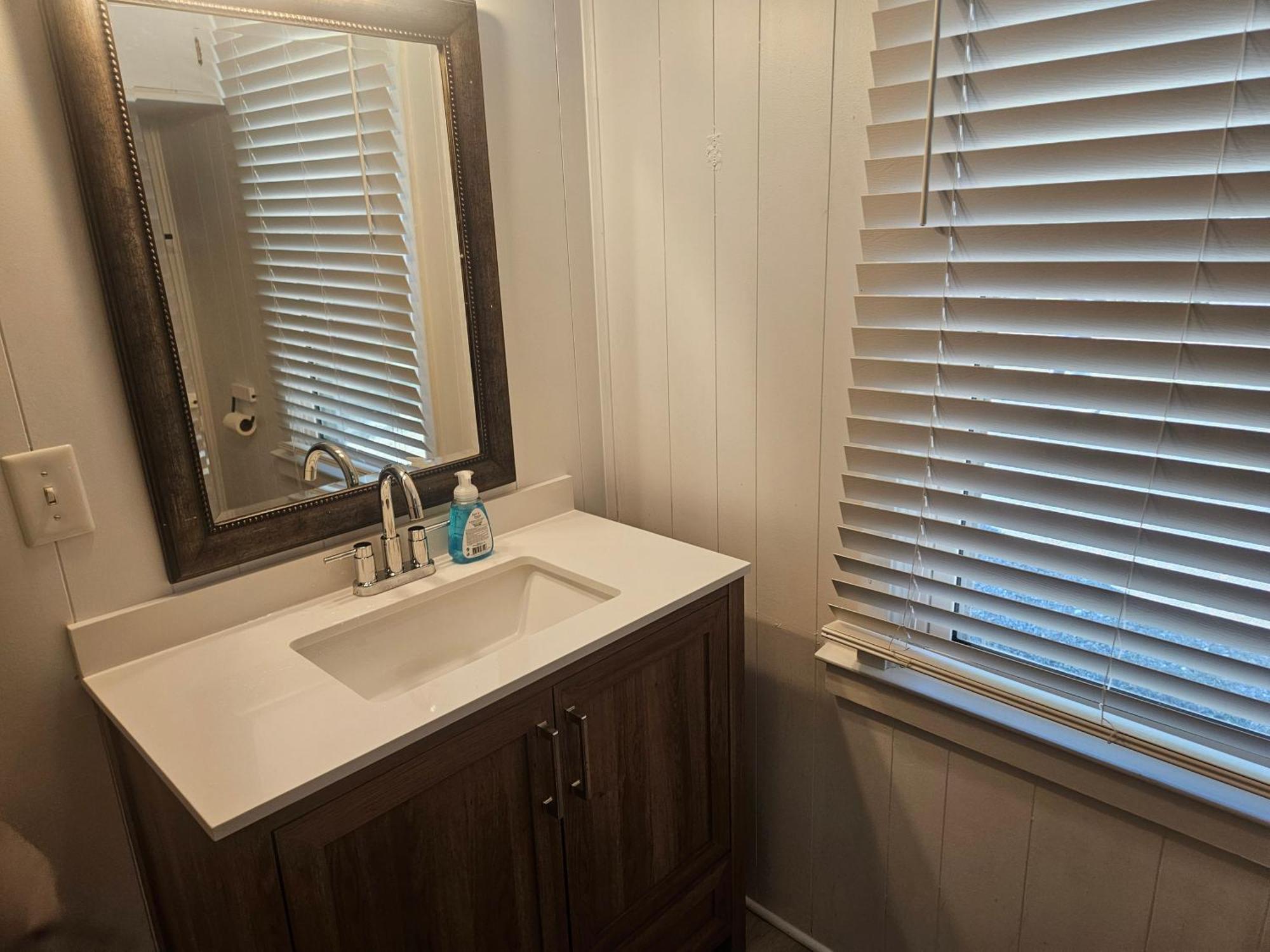 Private Single Level Standalone House Large Lot - 3 Bedrooms Charlotte Exterior foto